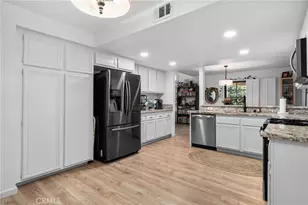 2160 Falcon Crest Dr, Riverside, CA 92506 - Photo 12