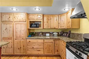 1289 Aleutian, Lake Arrowhead, CA 92352 - Photo 10