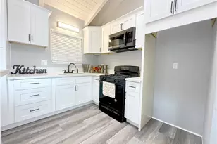 726 Golden, Lake Arrowhead, CA 92352 - Photo 8