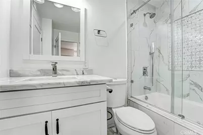 7001 S La Cienega #101, Los Angeles, CA 90045 - Photo 12