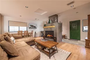 259 Victoria, Sugarloaf, CA 92386 - Photo 2