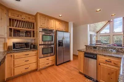 305 Starlight Circle, Big Bear Lake, CA 92315 - Photo 14