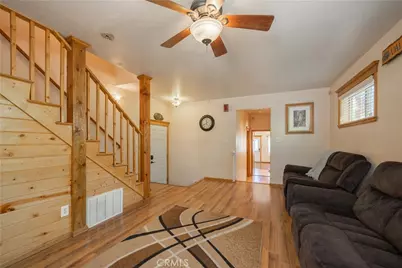 209 W Meadow Lane, Big Bear City, CA 92314 - Photo 4