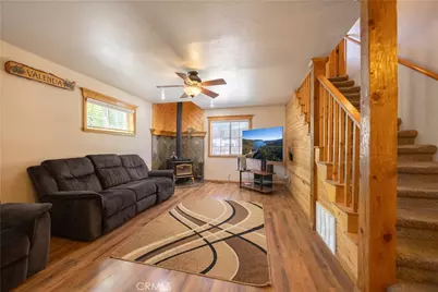 209 W Meadow Lane, Big Bear City, CA 92314 - Photo 2