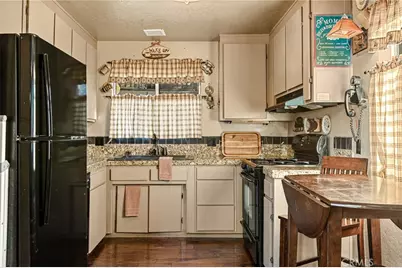 1256 Grass Valley, Lake Arrowhead, CA 92352 - Photo 12