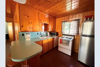 6028 Lake, Angeles Oaks, CA 92305 - Photo 10