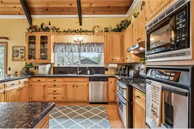 200 Birchwood, Lake Arrowhead, CA 92352 - Photo 4