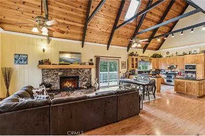 200 Birchwood, Lake Arrowhead, CA 92352 - Photo 8