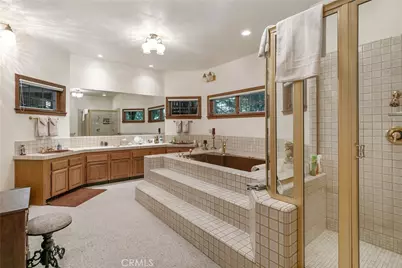 27421 Cedarwood Drive, Lake Arrowhead, CA 92352 - Photo 16