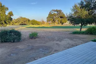 38194 Oaktree Loop, Murrieta, CA 92562 - Photo 2