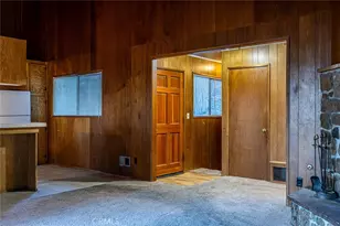 24738 Nestal Ct, Crestline, CA 92325 - Photo 12