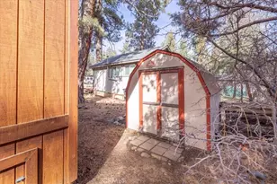 417 Spruce, Sugarloaf, CA 92386 - Photo 30