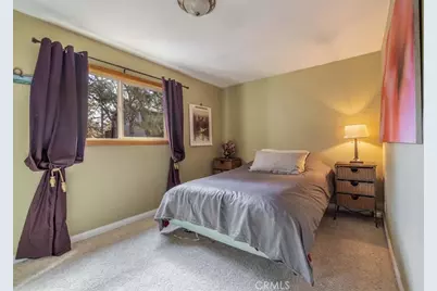 417 Spruce, Sugarloaf, CA 92386 - Photo 16