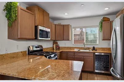 1087 N 1st St, Banning, CA 92220 - Photo 10