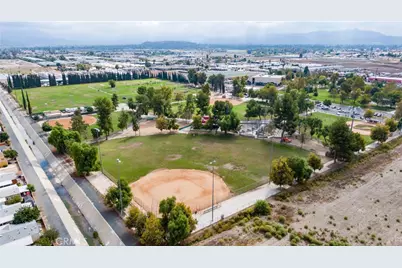 1133 Avenida Del Rio, San Jacinto, CA 92582 - Photo 28