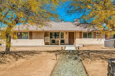 57716 Juarez, Yucca Valley, CA 92284 - Photo 2