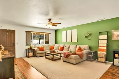 57716 Juarez, Yucca Valley, CA 92284 - Photo 4