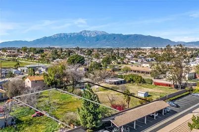 193 N Maple Avenue, Fontana, CA 92335 - Photo 4