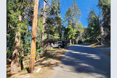 24200 Altdorf, Crestline, CA 92325 - Photo 18