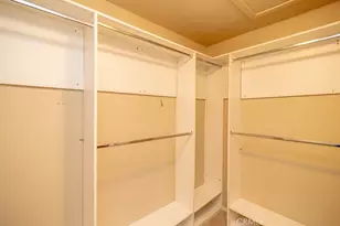 20376 Tonawanda, Apple Valley, CA 92307 - Photo 32