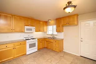 20376 Tonawanda, Apple Valley, CA 92307 - Photo 54