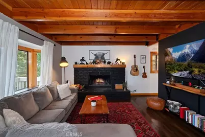 804 Sierra Vista, Twin Peaks, CA 92391 - Photo 6