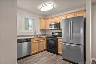 2536 White Oak Pl, Escondido, CA 92027 - Photo 10