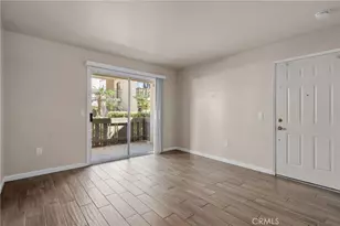 2536 White Oak Pl, Escondido, CA 92027 - Photo 4