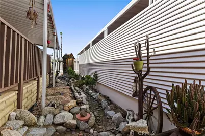 881 N Lake Street #280, Hemet, CA 92544 - Photo 20