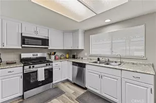 881 N Lake Street, Hemet, CA 92544 - Photo 12