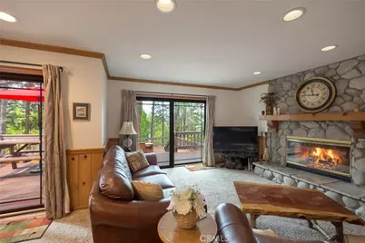 414 Pioneer, Lake Arrowhead, CA 92352 - Photo 12