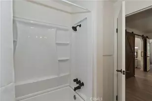 44634 Barton, Sugarloaf, CA 92386 - Photo 24