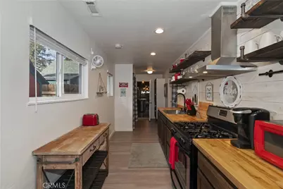 44634 Barton, Sugarloaf, CA 92386 - Photo 30