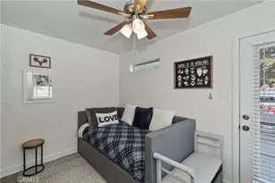 44634 Barton, Sugarloaf, CA 92386 - Photo 22