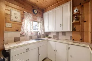 40193 Dream St, Big Bear Lake, CA 92315 - Photo 8