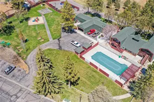 391 Montclair Dr, Big Bear City, CA 92314 - Photo 2