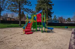 391 Montclair Dr, Big Bear City, CA 92314 - Photo 32
