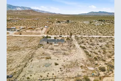 9067 Santa Fe Trail, Lucerne Valley, CA 92356 - Photo 32