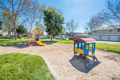 811 Pillar Point Way, Oceanside, CA 92058 - Photo 28
