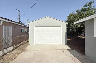 521 W Cherry St, Compton, CA 90222 - Photo 20