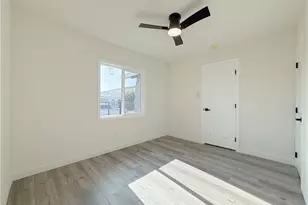 521 W Cherry St, Compton, CA 90222 - Photo 10