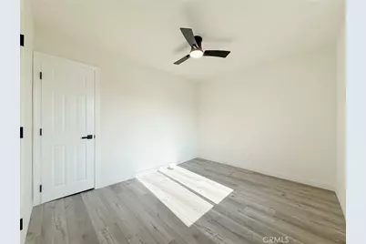 521 W Cherry Street, Compton, CA 90222 - Photo 8