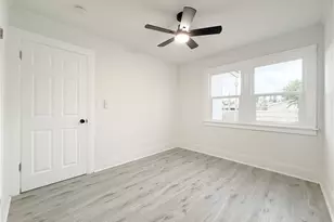 2222 E 124th St, Compton, CA 90222 - Photo 16