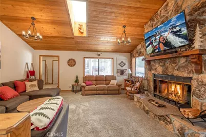 42324 Paramount, Big Bear Lake, CA 92315 - Photo 6