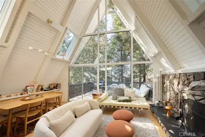 399 Rainier Road, Lake Arrowhead, CA 92352 - Photo 14