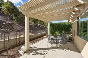 24247 Songsparrow Ln, Corona, CA 92883 - Photo 30