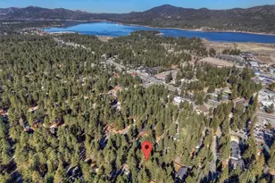 631 Crestwood, Big Bear Lake, CA 92315 - Photo 4