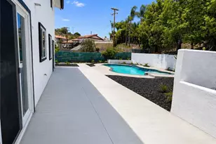 22896 San Joaquin E, Canyon Lake, CA 92587 - Photo 30
