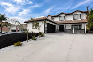 22896 San Joaquin E, Canyon Lake, CA 92587 - Photo 2