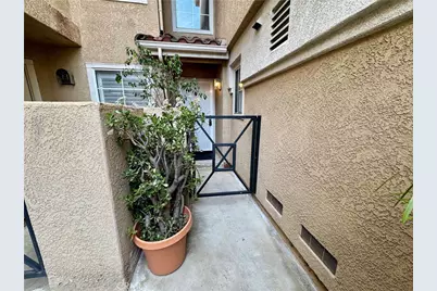 2001 Via Como #103, Corona, CA 92881 - Photo 4